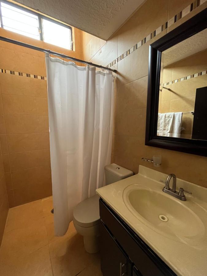 Beautiful Private House In The Downtown With 3 Floors Villa Tepatitlán de Morelos Exteriör bild