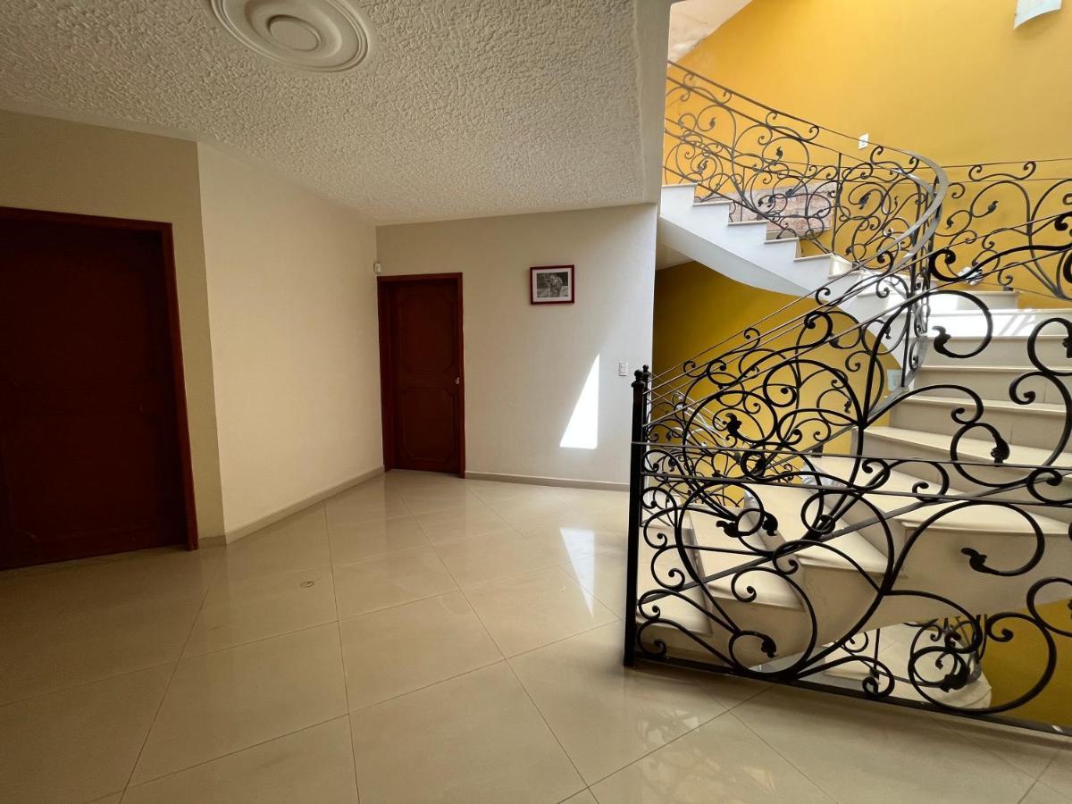 Beautiful Private House In The Downtown With 3 Floors Villa Tepatitlán de Morelos Exteriör bild