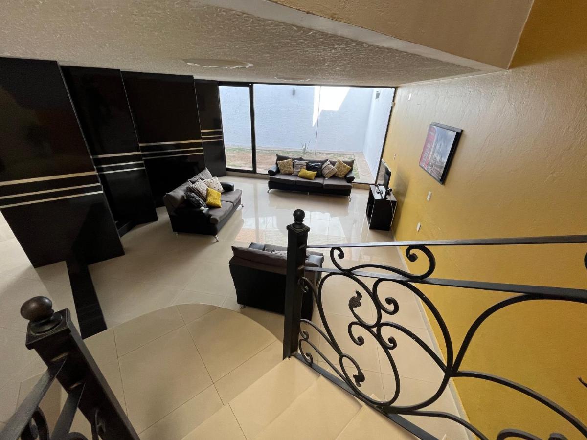 Beautiful Private House In The Downtown With 3 Floors Villa Tepatitlán de Morelos Exteriör bild